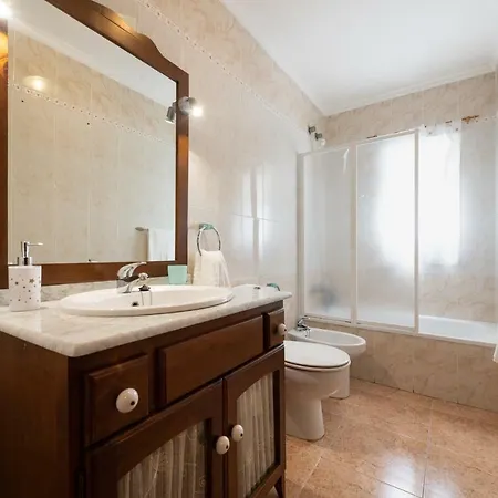 بيت للعطل Spacious 3br 5 Min Walk To Las Canteras - Parking